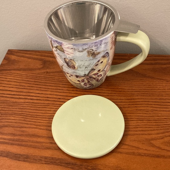 Lang “Butterfly Daisy” Tea Mug w/Steeper & Coaster/Lid. NEW, Excellent Condition - Picture 2 of 6